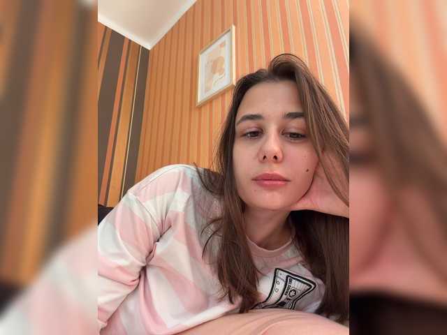 aelia-t live cam on BongaCams