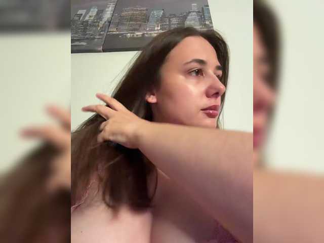 aeliaT live cam on BongaCams