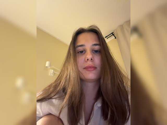 aelia-t live cam on BongaCams