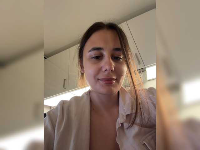 aelia-t live cam on BongaCams