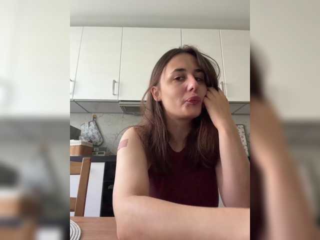 aelia-t live cam on BongaCams