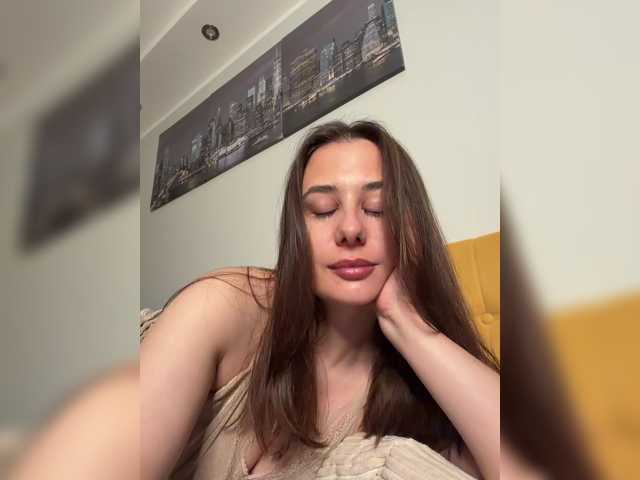 aelia-t live cam on BongaCams