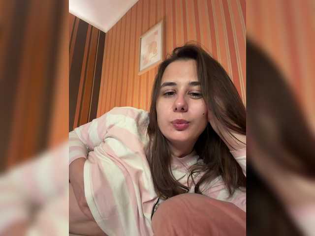 aelia-t live cam on BongaCams