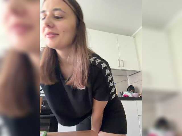 aelia-t live cam on BongaCams