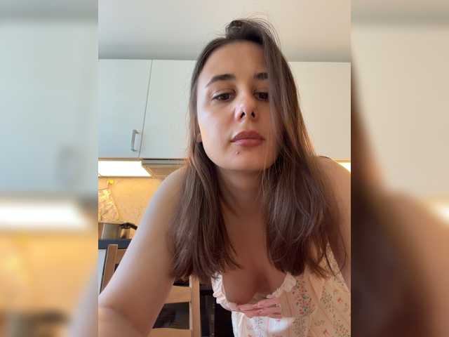 aelia-t live cam on BongaCams