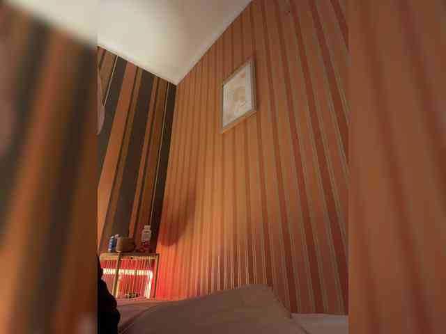aeliaT webcam