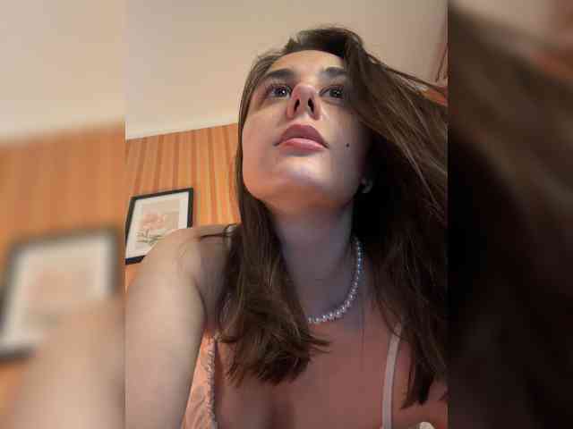 aeliaT webcam