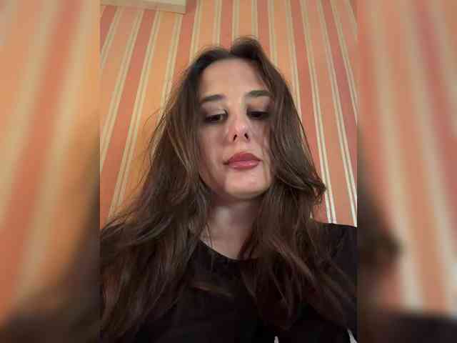MonaVine Live Webcam on BongaCams