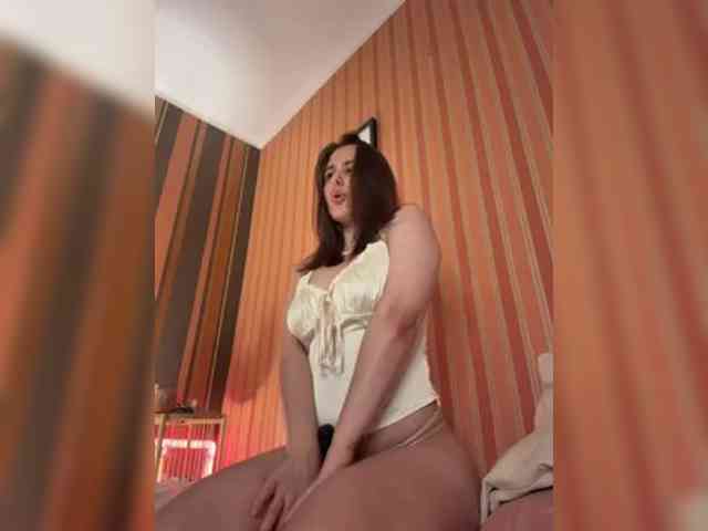 aeliaT webcam