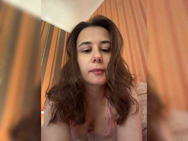 aeliaT webcam