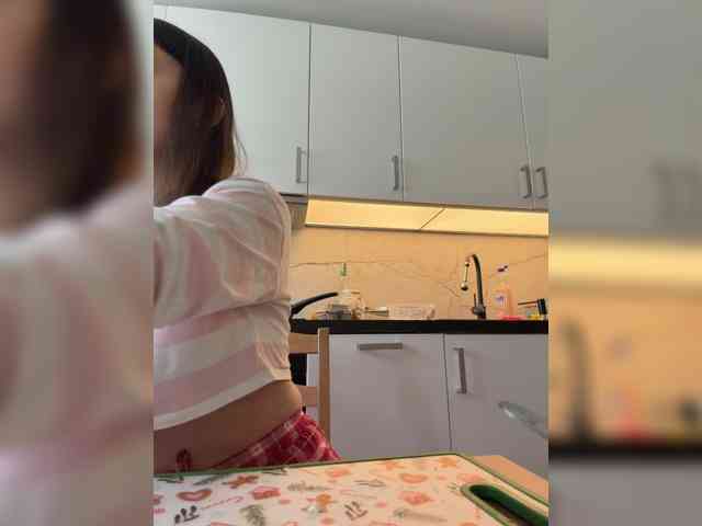 aeliaT webcam