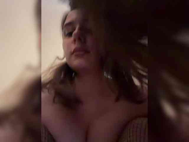 aeliaT webcam