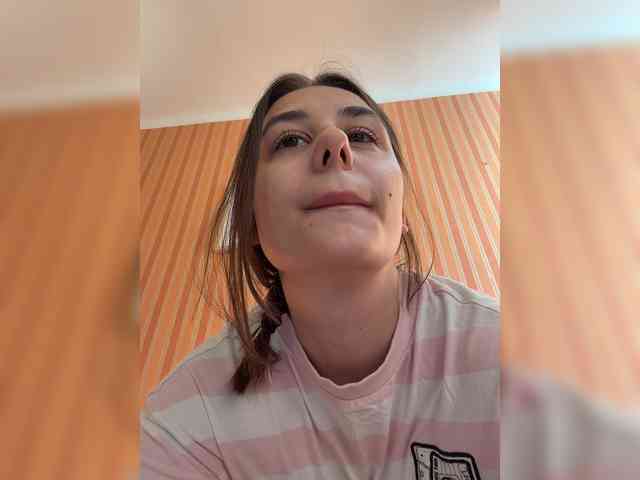aeliaT webcam