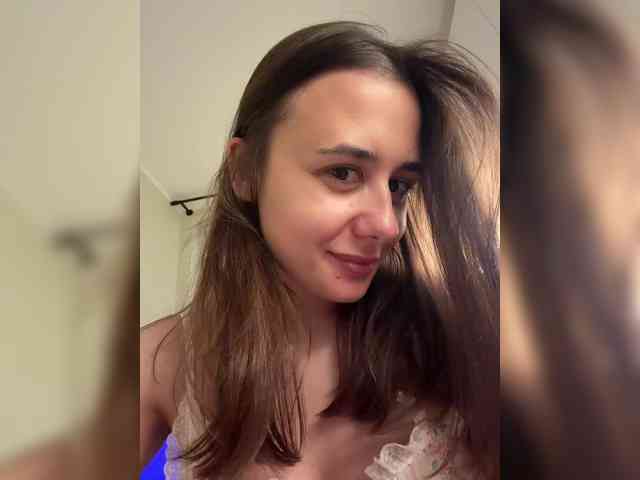 aeliaT webcam