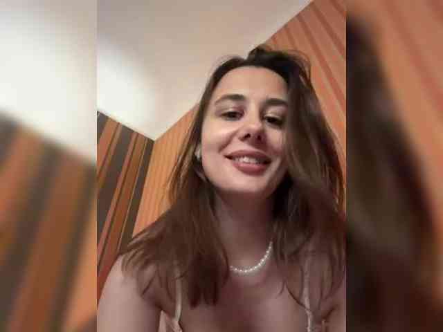aeliaT webcam