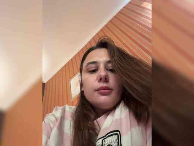 aeliaT webcam