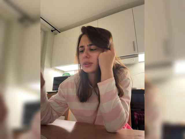 aeliaT webcam