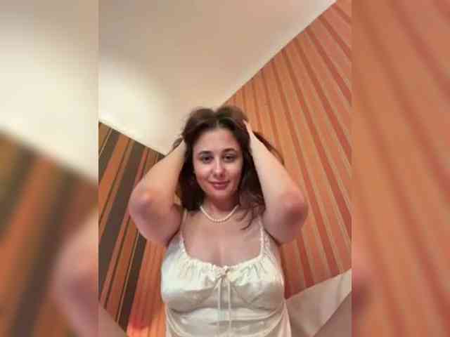 aeliaT webcam