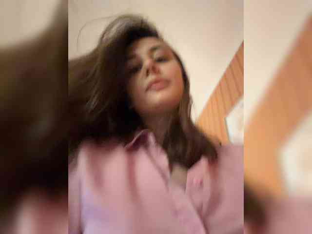 aeliaT webcam