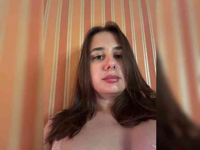 aeliaT webcam