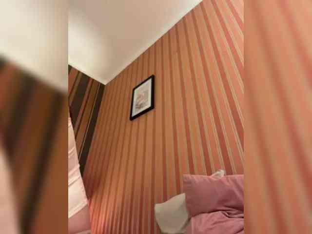 aeliaT webcam