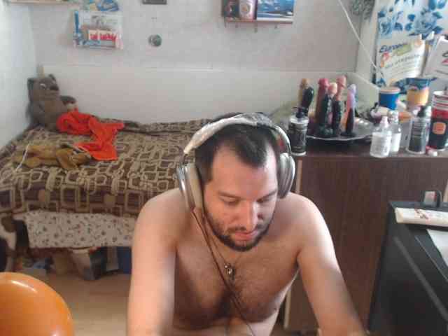 SEXYGUY77793