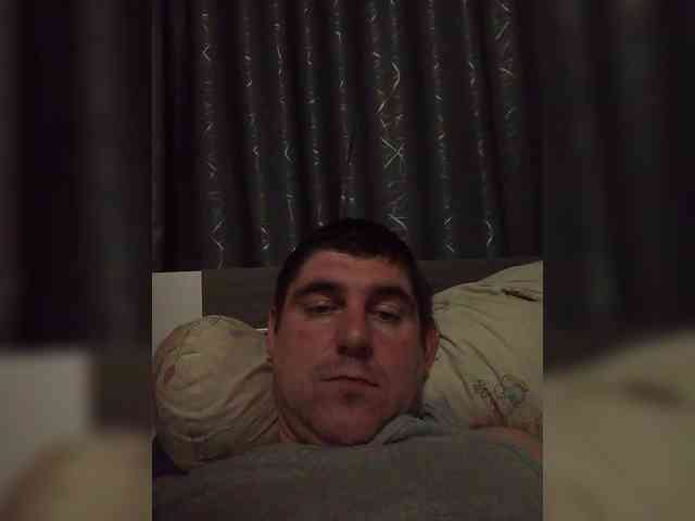 PowerDerek Live Webcam on BongaCams