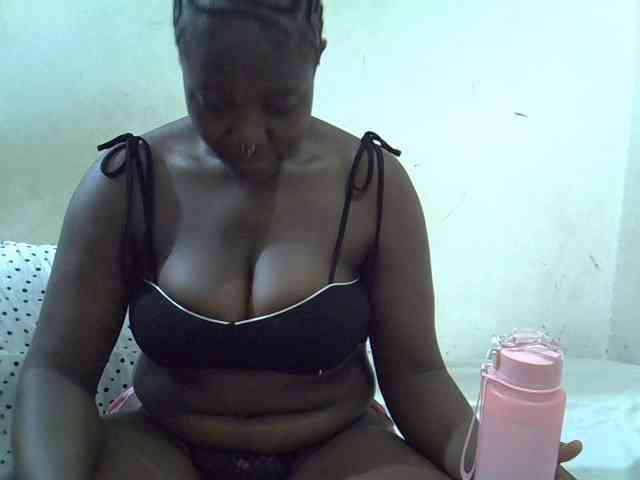 Prettybarbra webcam