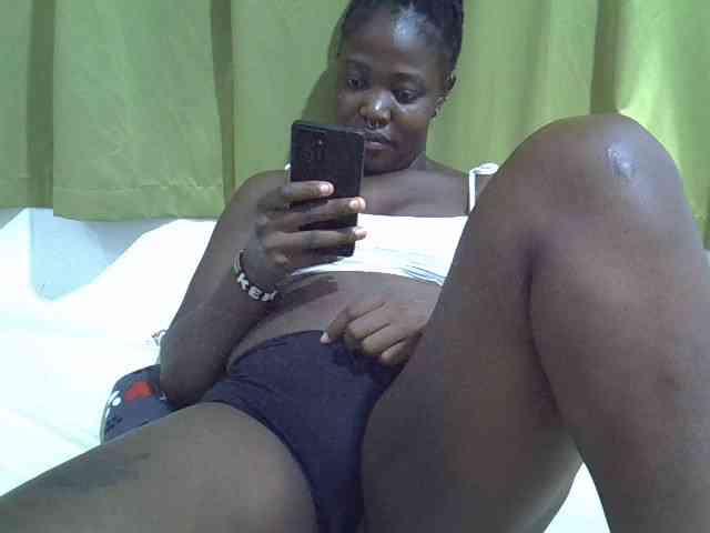 Prettybarbra webcam