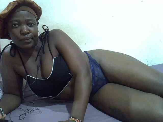 Prettybarbra webcam
