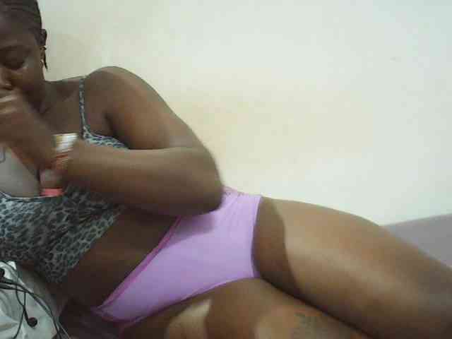 Prettybarbra webcam