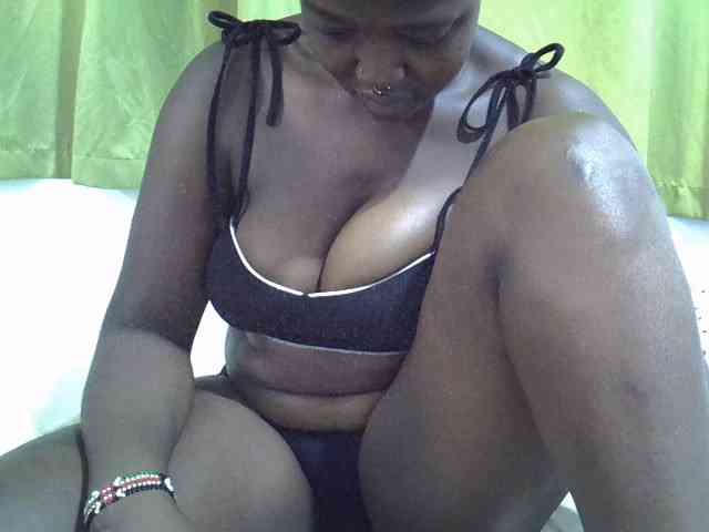 Prettybarbra webcam