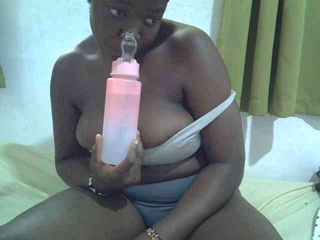 Prettybarbra webcam