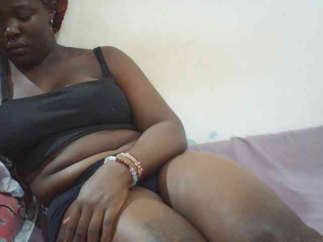 Prettybarbra webcam