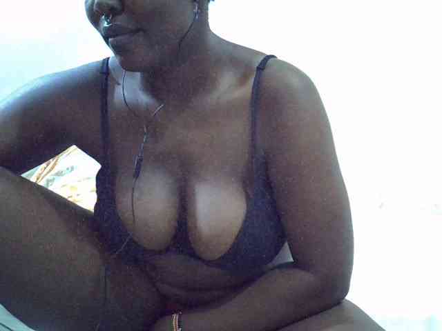 Prettybarbra webcam