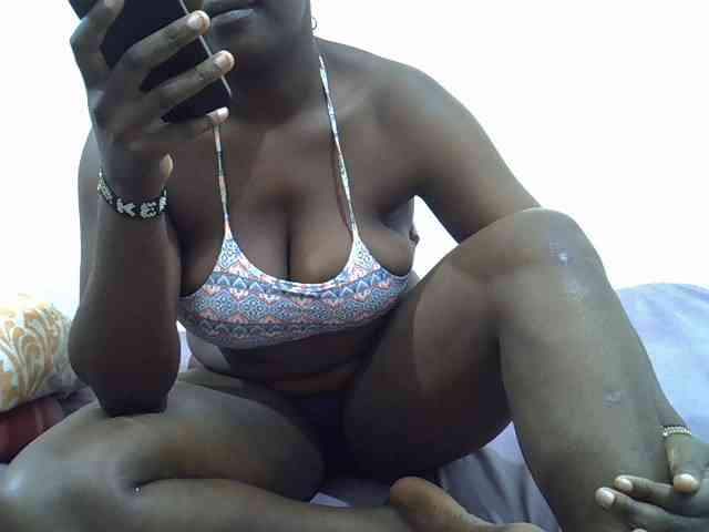 Prettybarbra webcam