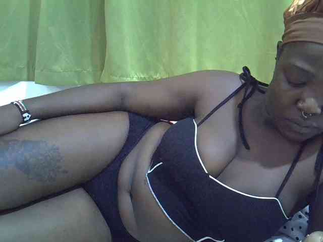 Prettybarbra webcam