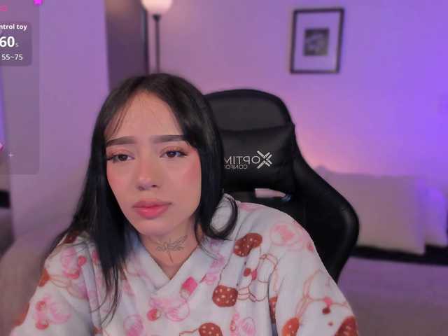 meganlake live cam on BongaCams