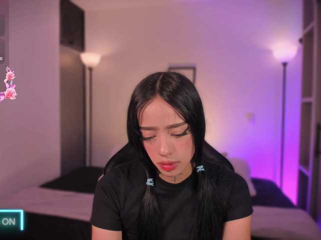 meganlake live cam on BongaCams