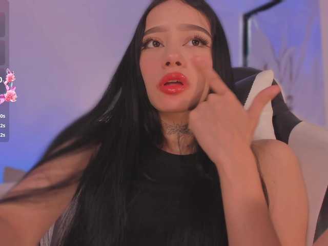 meganlake live cam on BongaCams
