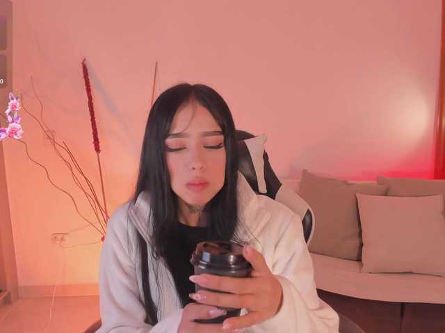 meganlake live cam on BongaCams