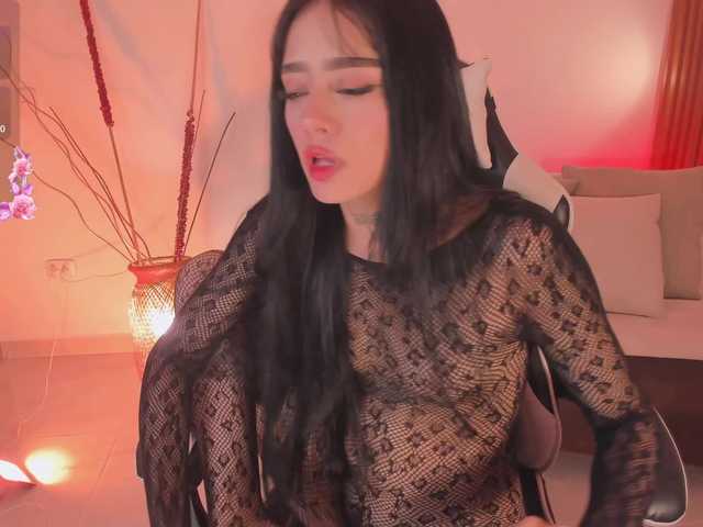 meganlake live cam on BongaCams