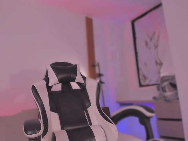 meganlake live cam on BongaCams