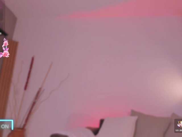 meganlake live cam on BongaCams