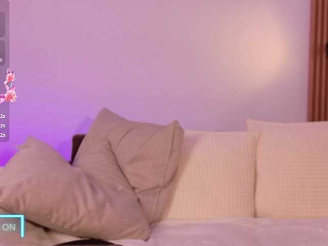 meganlake live cam on BongaCams