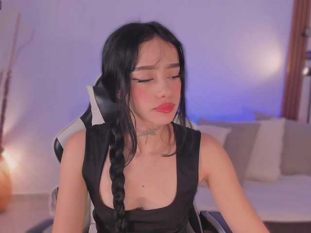 meganlake live cam on BongaCams