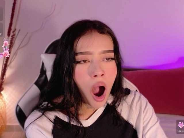 meganlake live cam on BongaCams
