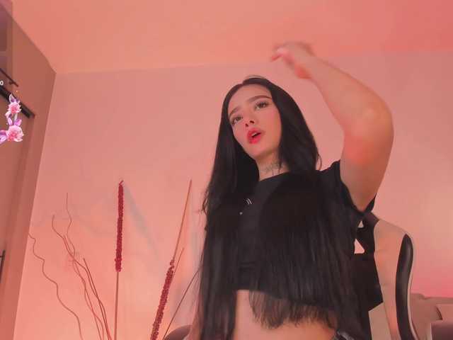 meganlake live cam on BongaCams