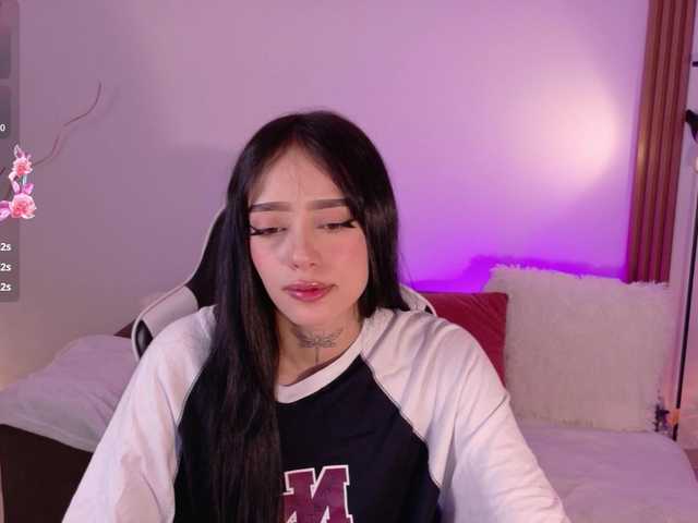 meganlake live cam on BongaCams