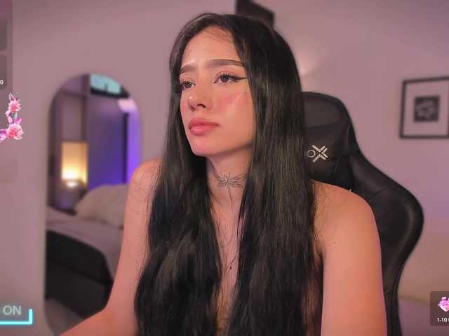 meganlake live cam on BongaCams